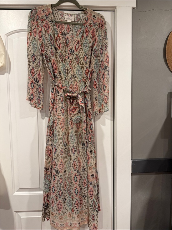 Velvet by Graham & Spencer Dresses & Skirts - Velvet by Graham & Spencer Cream Boho Midi Dress with Coral & Teal Diamond sm